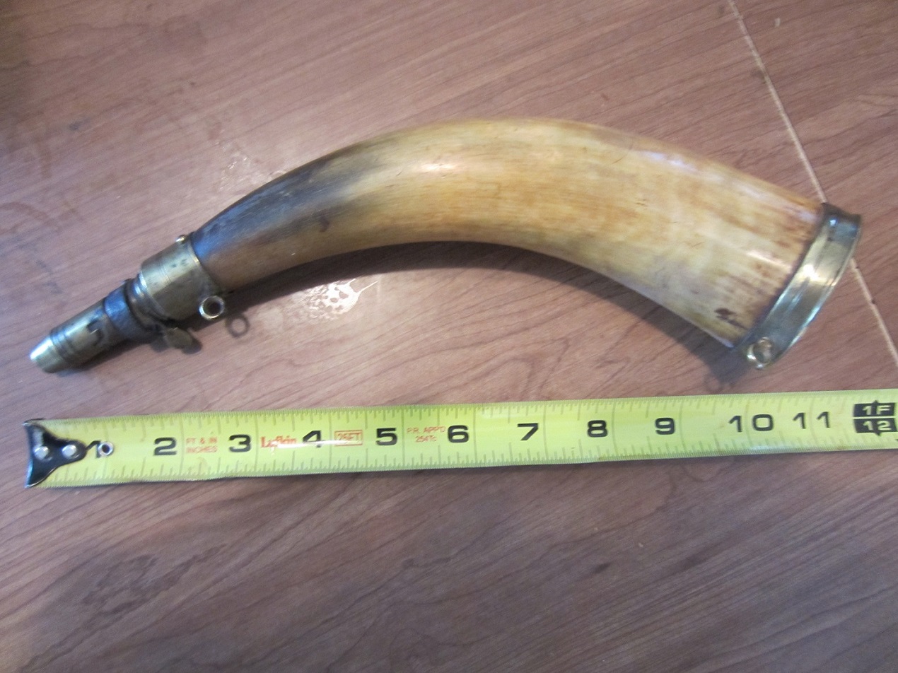 Powder Horn With Valve