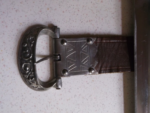 13th century sword belt buckle.jpg