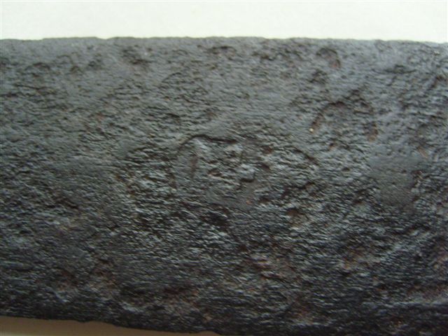 14TH C SWORD Shield Mark.JPG