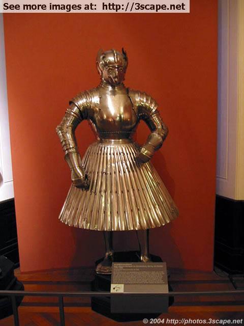 Armor_at_Kunsthistorisches_Museum2.jpg