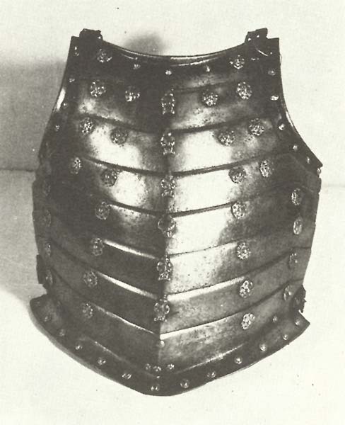 Fig. 11—Hussar breastplate in Hungarian style, late 16th century (Museum of Kómik).jpg