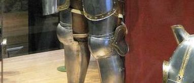 Leg-Armour-Henry-VIII fragment.jpg