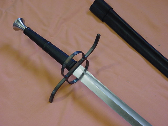 longsaber hilt.JPG