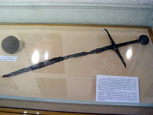 Sword that Jeanne d'Arc used in the Orleans combat.jpg