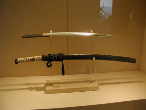 swords at MET 005.jpg