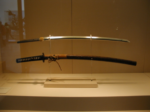 swords at MET 006.jpg