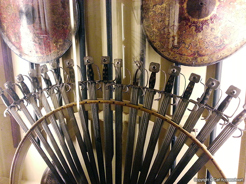 Swords-from-Pallazzo-Ducale-Venice-Italy.png